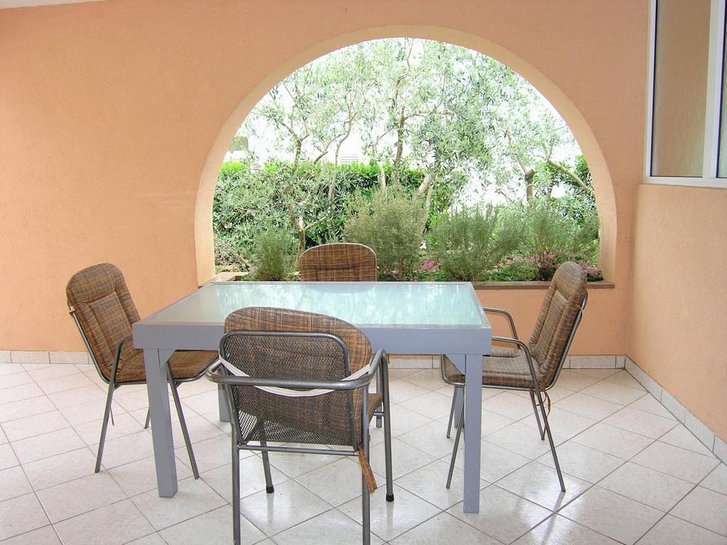 קרק Apartments Sokolovic מראה חיצוני תמונה