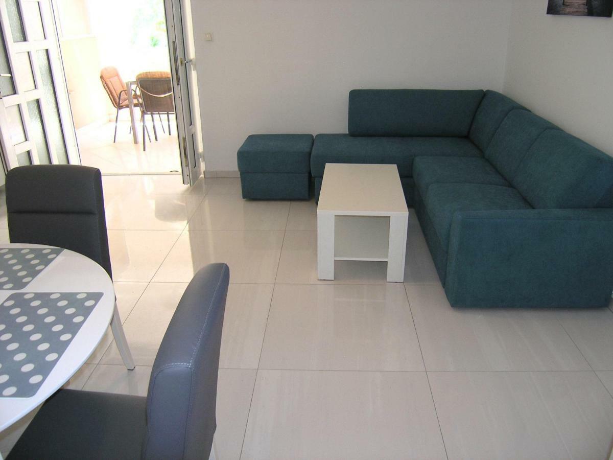 קרק Apartments Sokolovic מראה חיצוני תמונה