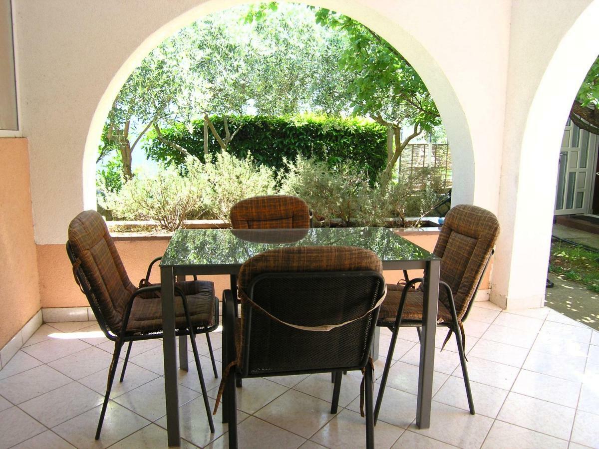 קרק Apartments Sokolovic מראה חיצוני תמונה