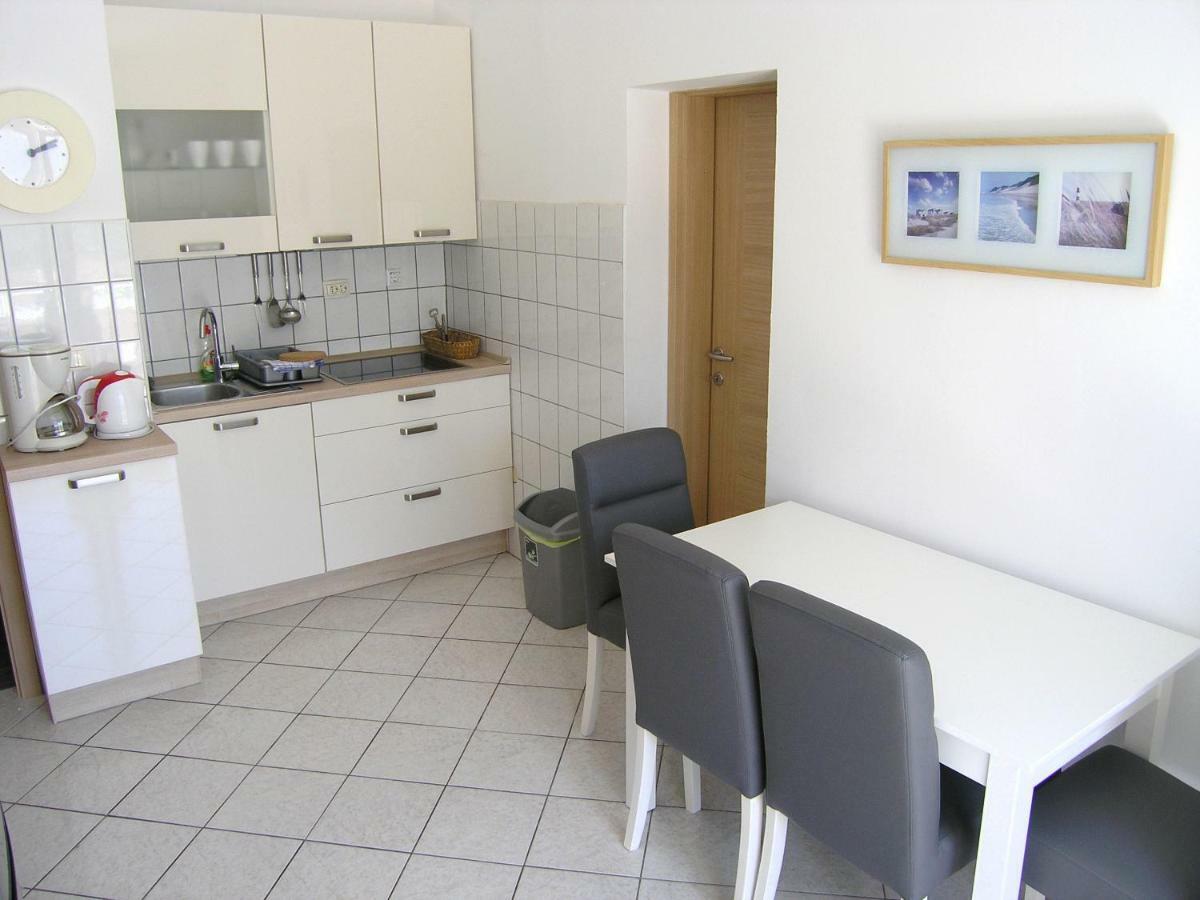 קרק Apartments Sokolovic מראה חיצוני תמונה